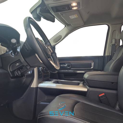 RAM CLASSIC 5.7 V8 32V 4P HEMI LARAMIE AUTOMÁTICO- 2022 em Botucatu, SP por Seven Motors Concessionária