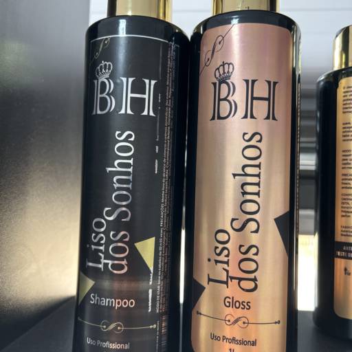 escova progressiva, com efeito espelhado, liso dos sonhos da linha BH escova progressiva, com efeito espelhado, liso dos sonhos da linha BH