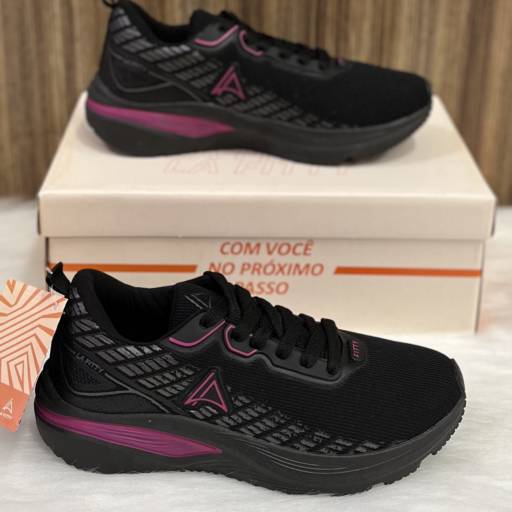 Tênis feminino La Fitty