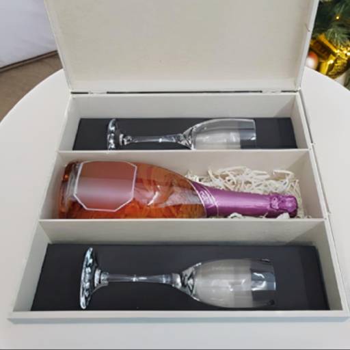 Kit de Champagne com Taças Personalizadas