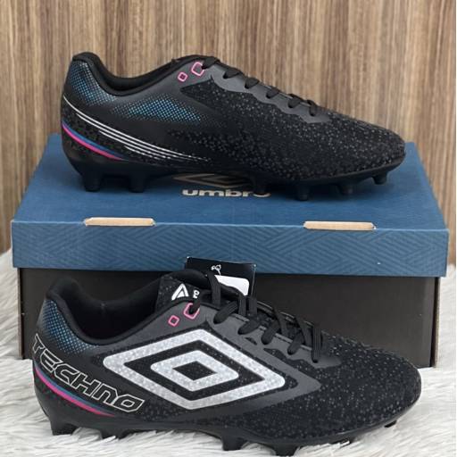Chuteira Campo adulta Umbro em Uberlândia, MG por Lojas Dom Flavittos