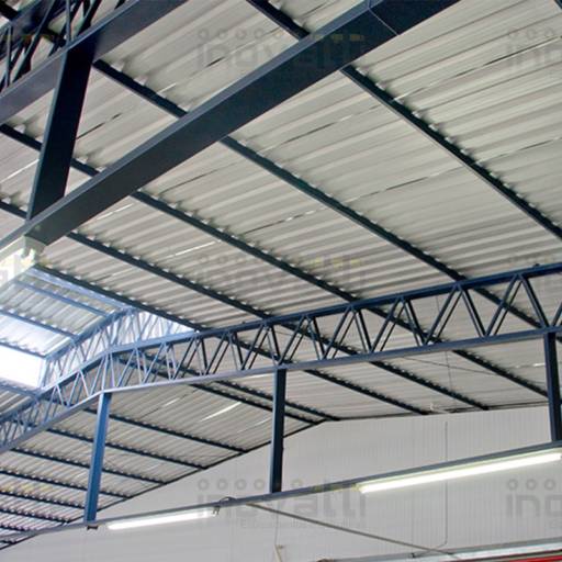 INSTALAÇÃO DE COBERTURAS METÁLICAS