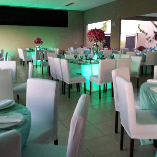 Decoração e Buffet por Casa Nova Noivas Buffet e Decorações