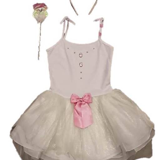 2803 - Fada branca com brilho (tamanho 6) em Tietê, SP por Fantasia & Folia