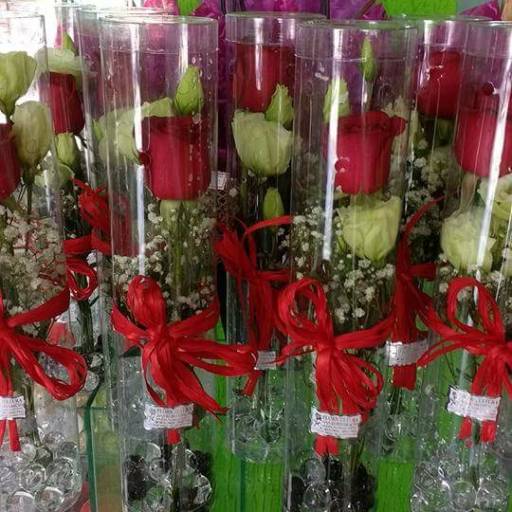 Comprar o produto de Rosa no cone em A Classificar pela empresa Floricultura Toques do Coração a Floricultura do Bairro em Botucatu, SP por Solutudo