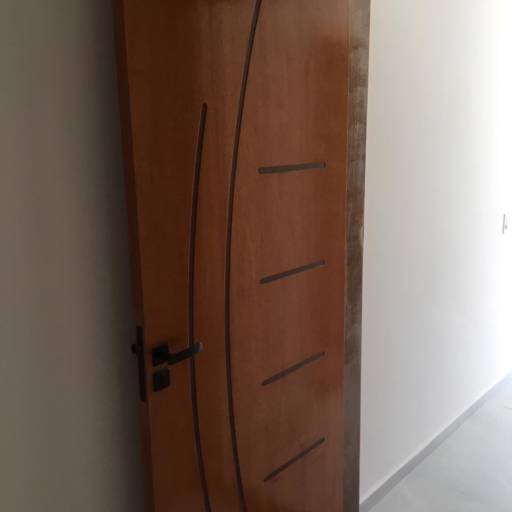 Linda casa a venda em Bom Jesus dos Perdões, SP por Lima & Alves Imóveis e Seguros