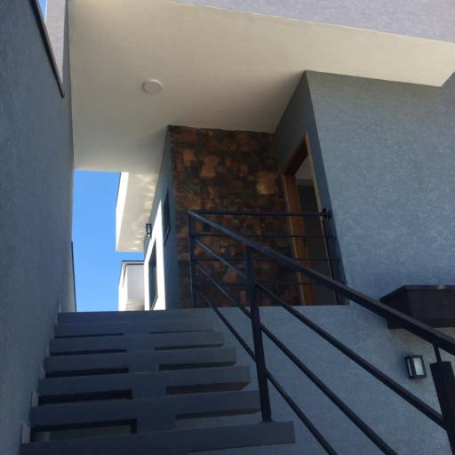 Linda casa a venda em Bom Jesus dos Perdões, SP por Lima & Alves Imóveis e Seguros