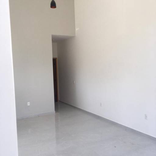 Linda casa a venda em Bom Jesus dos Perdões, SP por Lima & Alves Imóveis e Seguros