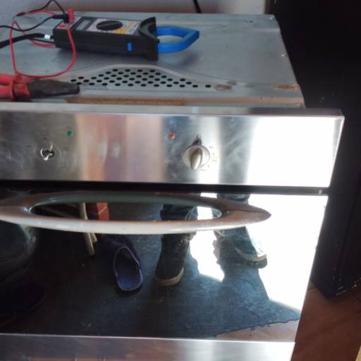 CONSERTO E MANUTENÇÃO EM FORNO
