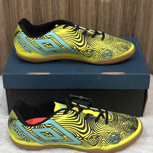 Chuteira adulta Umbro Indoor em Uberlândia, MG por Lojas Dom Flavittos