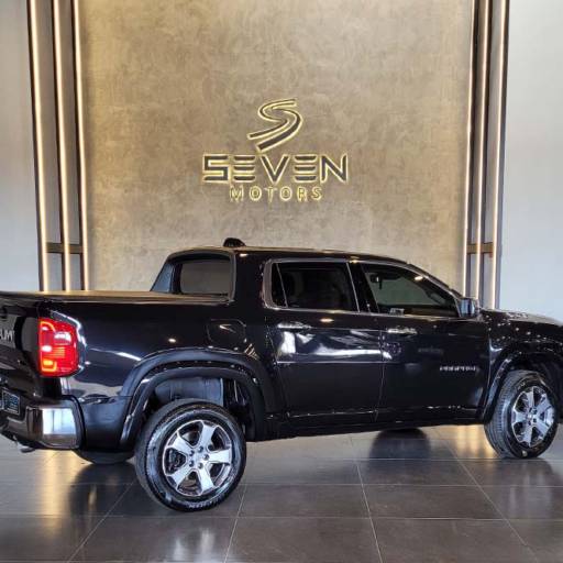 RAM RAMPAGE 2.0 4p Hurricane 4 Turbo Laramie 4x4 Automático 2024 em Botucatu, SP por Seven Motors Concessionária