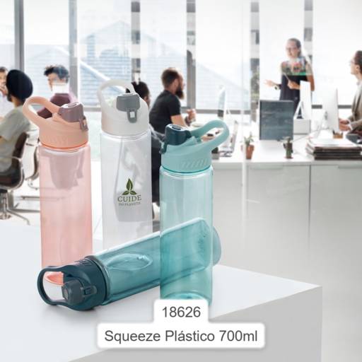 Comprar o produto de 18626 Squeeze Plástico 700ml em Squeeze Plástico pela empresa Public Gráfica e Brindes em São José do Rio Preto, SP por Solutudo