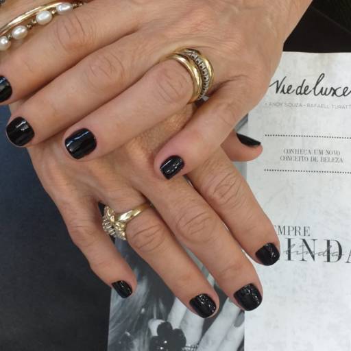 Manicure em Bauru – Unhas Impecáveis e Cuidados Profissionais por Vie de Luxe