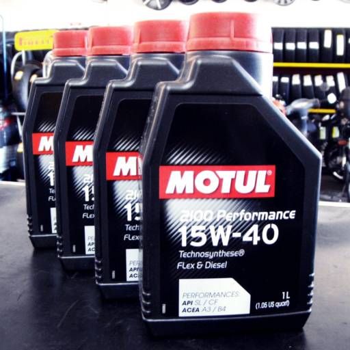 Óleo Lubrificante Motul 2100 Performance 15W-40 por Solutudo