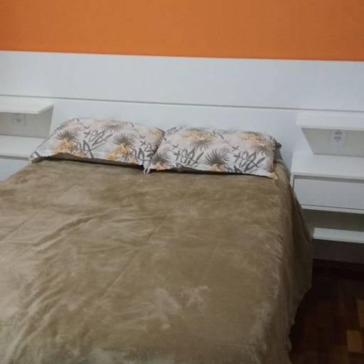 Cabeceira de cama de casal  por M.1 Móveis Planejados