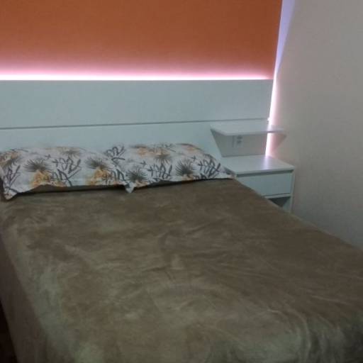 Cabeceira de cama de casal  por M.1 Móveis Planejados