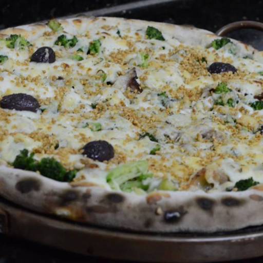 PIZZA BROCOLIS por O Caipira Pizzaria e Restaurante
