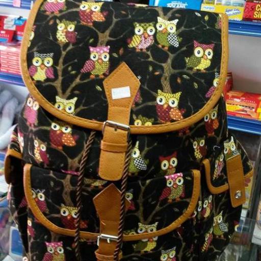 Mochila escolar por Master Papelaria & Copiadora