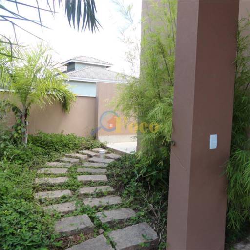 Excelente casa com piscina e espaço gourmet em condomínio fechado de Itatiba/ SP. por Foco Negócios Imobiliários 