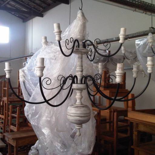 LUSTRE DE MADEIRA