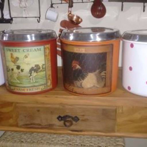 LATA DE MANTEIMENTO por Pivoto & Gea Comercio De Moveis Ltda