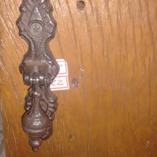 PUXADOR DE FERRO FUNDIDO por Pivoto & Gea Comercio De Moveis Ltda