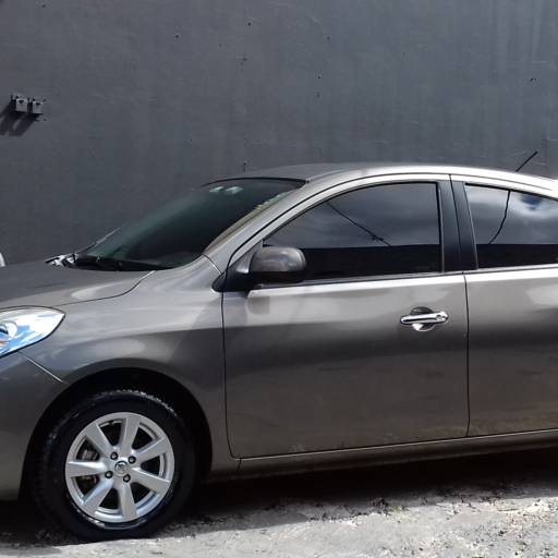 Enceramento por Auto Padrão Car Wash