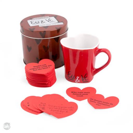 CANECA CORAÇÃO - NA LATA AMOR 365 DIAS - EU E VC por K22 Presentes Criativos