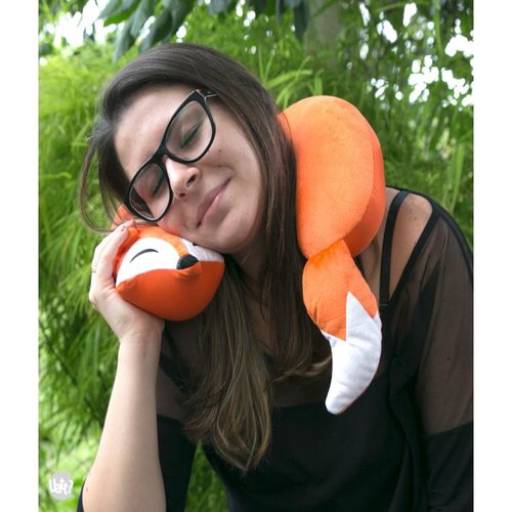 ALMOFADA DE PESCOÇO RAPOSA UATT por K22 Presentes Criativos