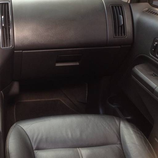 Limpeza de bancos e carpetes por Auto Padrão Car Wash