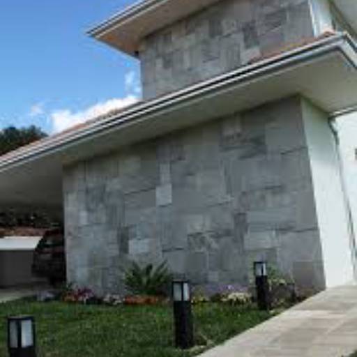 Pedra Goiânia e Luminária  por Eris Pedras Decorativas