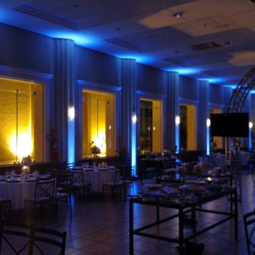 ILUMINAÇÃO CÊNICA 