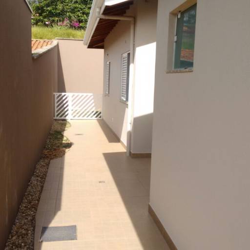 Casa residencial p/ locação em Itatiba SP