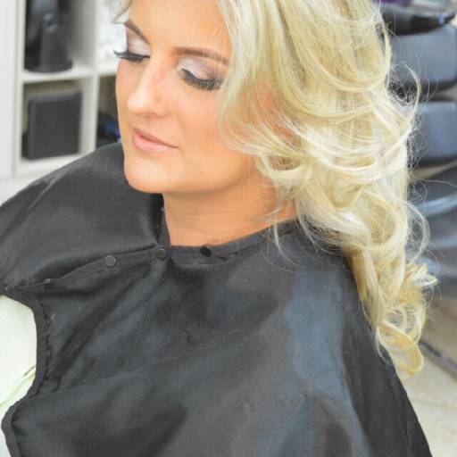 Mechas  por R & A Cabeleireiros