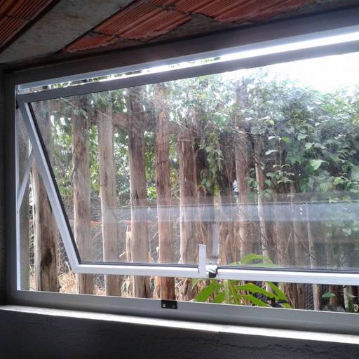 vitro maxim ar em Atibaia, SP por Irmãos Franco Esquadrias de Alumínio