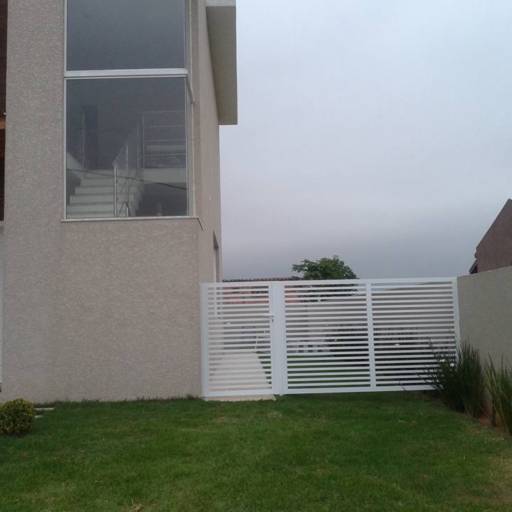 portões em grade  em Atibaia, SP por Irmãos Franco Esquadrias de Alumínio