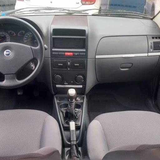 Siena 1.0 2005 Nova Veiculos  por Nova Veículos Avaré