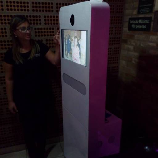 Totem Fotográfico por Tá Registrado! Cabines e Totens Fotográficos