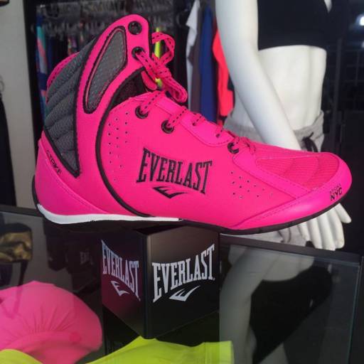 Shape Fitness por Moovit Academia