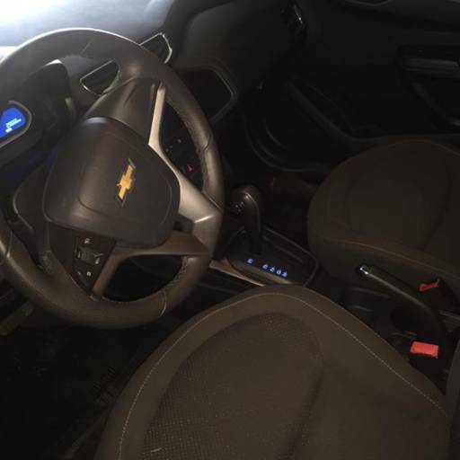 ONIX 1.4 AUTOMÁTICO LT por Dutra Car Veículos