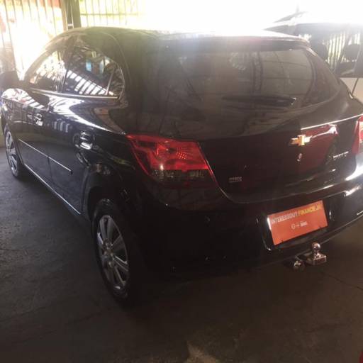 ONIX 1.4 AUTOMÁTICO LT por Dutra Car Veículos