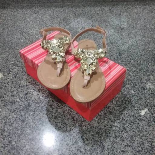 Sapatos Feminino  por Fatima Aparecida Ferreira