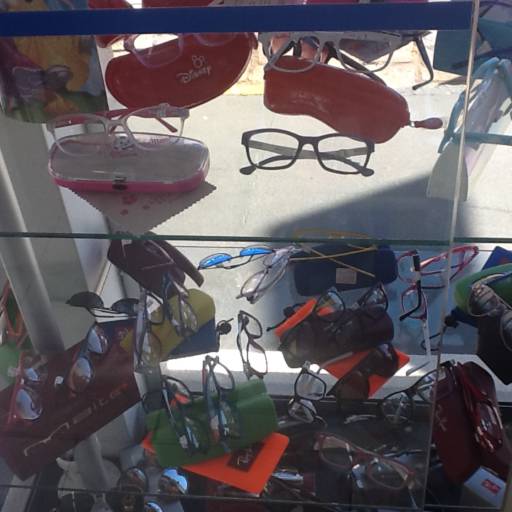 Óculos infantil em Avaré por Ótica Maitê - Loja 1