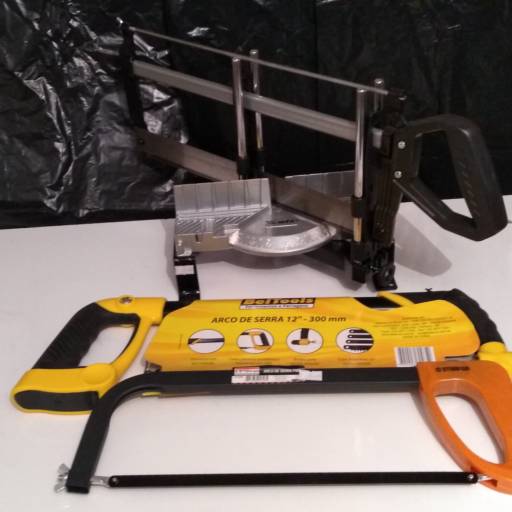 Serras e Esquadrias - Qualidade e Precisão para Construções em Avaré por Dikaza Materiais para Construção Avaré