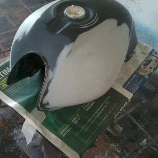 Reforma de motos  por Garagem Funilaria e Pintura