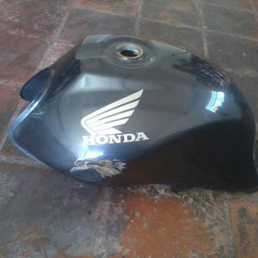 Reforma de motos  por Garagem Funilaria e Pintura