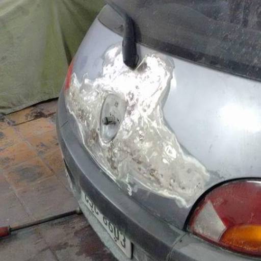 Recuperação tampa portas traseira  por Garagem Funilaria e Pintura