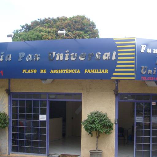 fachada por Toldos Manhattan 