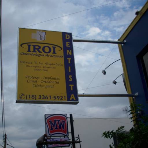 luminoso por Toldos Manhattan 