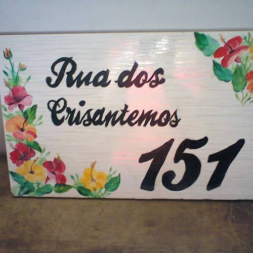 ARTESENATO EM GERAL: PLACAS DE IDENTIFICAÇÃO em azulejo, crochê, tapete, guardanapos, por Mazé A Rainha da Pós Obra